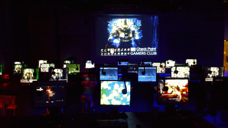 Illustration for article titled When Video Games and the Enterprise Meet